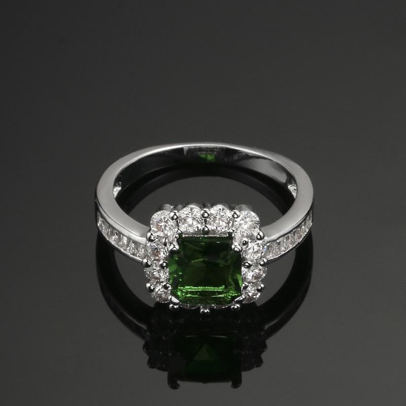 Beautiful Emerald Silver Plated RingNecklace