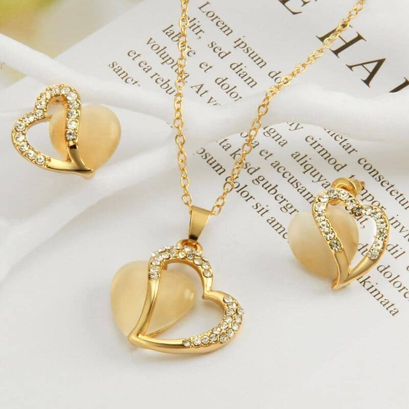 Natural Yellow Opal Love Heart Necklace Earring Jewelry SetJewelry Set
