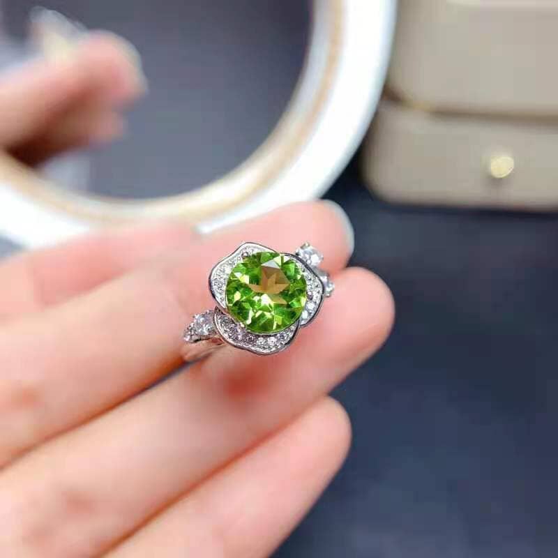 Inlaid Rose Flower Peridot Ring - 925 Sterling SilverRing