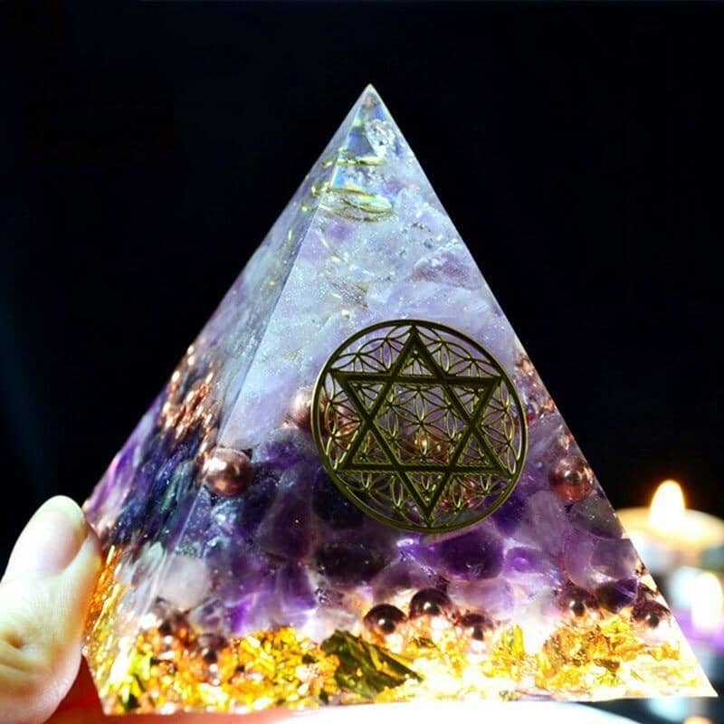 Orgone Pyramid Amethyst Natural CrystalHome Decor4cm