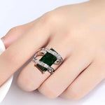 Emerald Rectangular Splendid Ring - 925 Silver RingRing