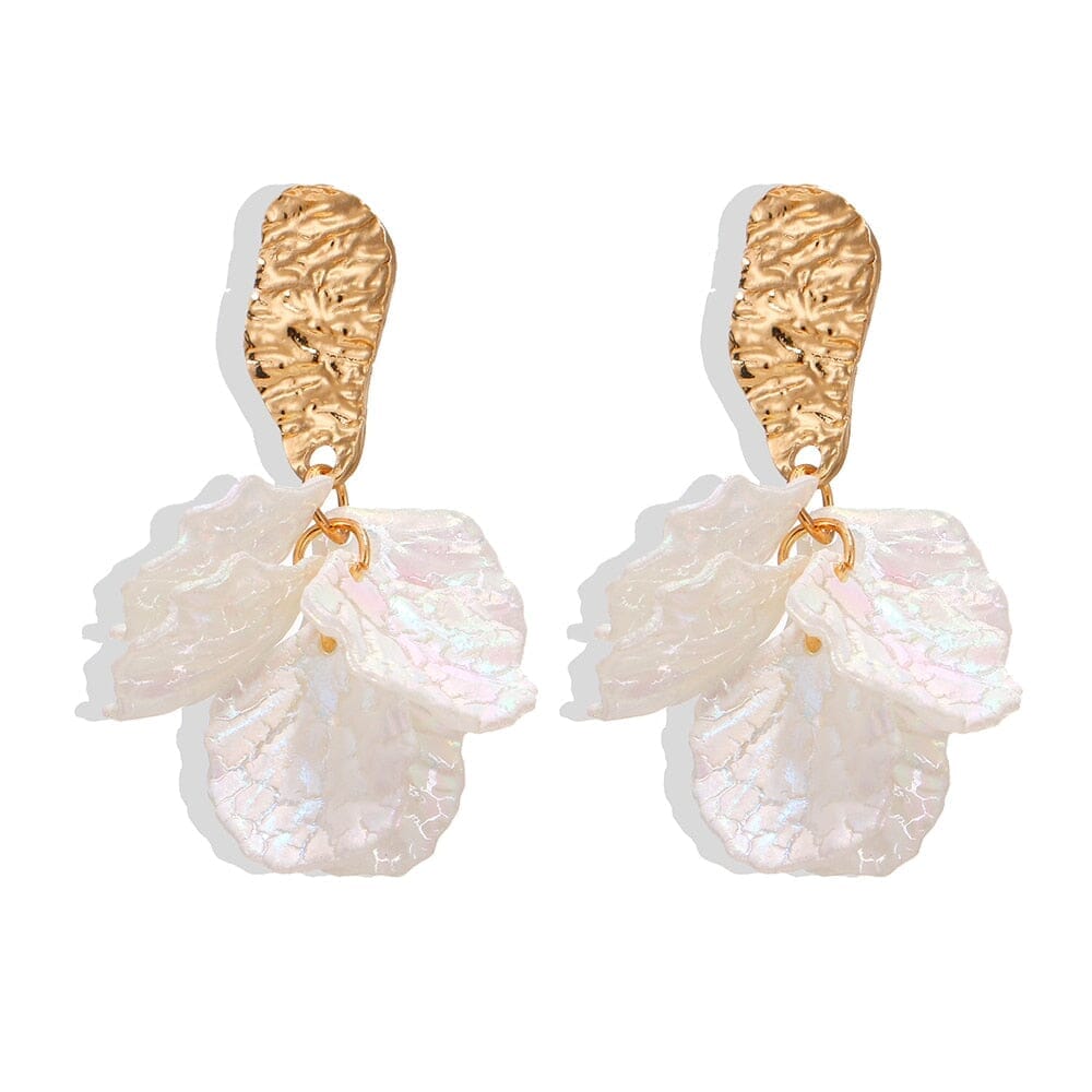 Fashion Statement Shell Flower Trend Drop EarringsEarrings