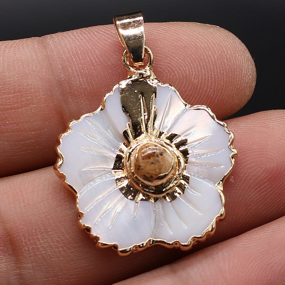 Natural Stone Flower and Shell Shaped PendantsPendantPicture Stone