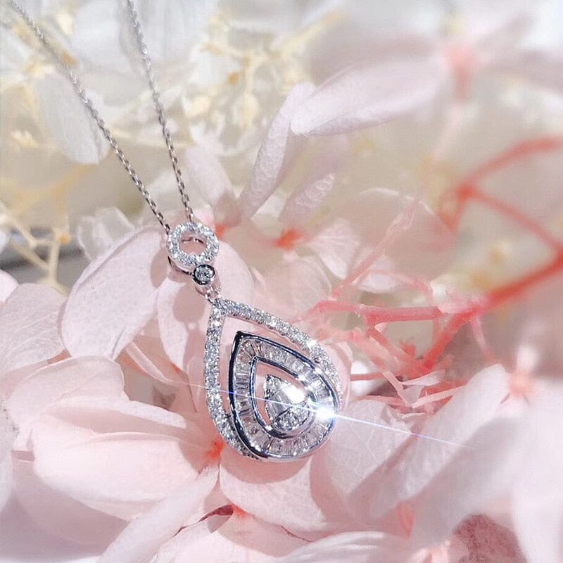 Fashion Girly Diamond Pendant NecklaceNecklace