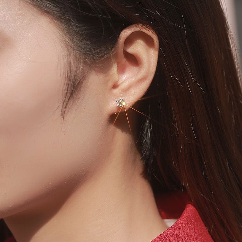 Six Claws Round Cut Diamond Stud EarringsEarrings