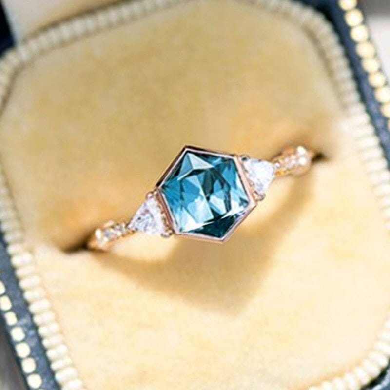 Modern Fashion Geometric Blue/White CZ Chic Design Ring