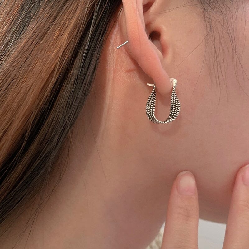 New Fashion Creative Twist Winding Geometric Earrings - 925 Sterling SilverEarrings