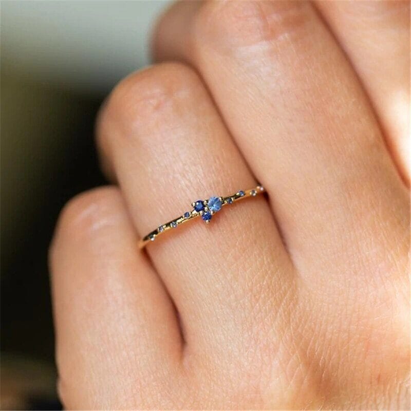 Trendy Fashion Dazzling Sapphire CZ Stone Ring - S925 Sterling SilverRing