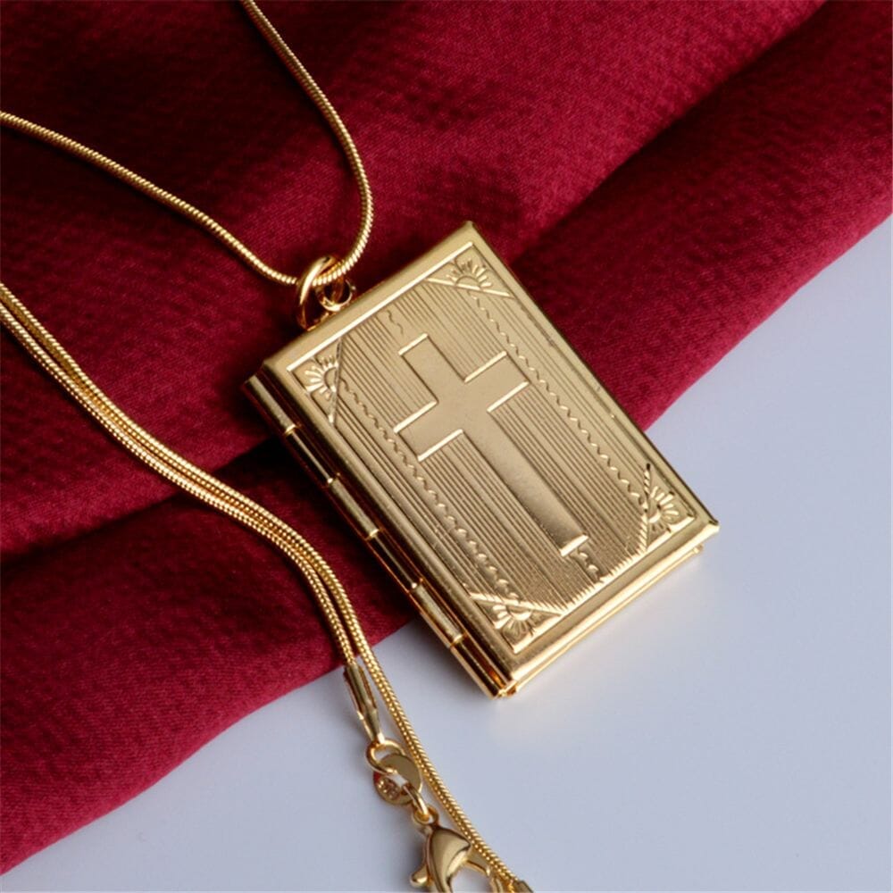 WWJD Cross Bible Memory Locket Can Open NecklaceNecklacegold