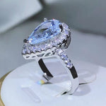 Elegant and Exquisite Drop-shaped Blue Topaz Ring - 925 Sterling SilverRing