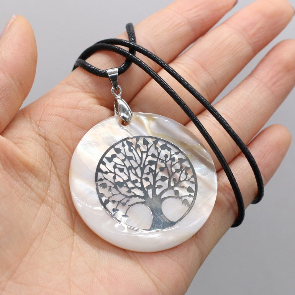 Natural Round Mother of Pearl Shell Pendant Tree of Life NecklaceNecklace