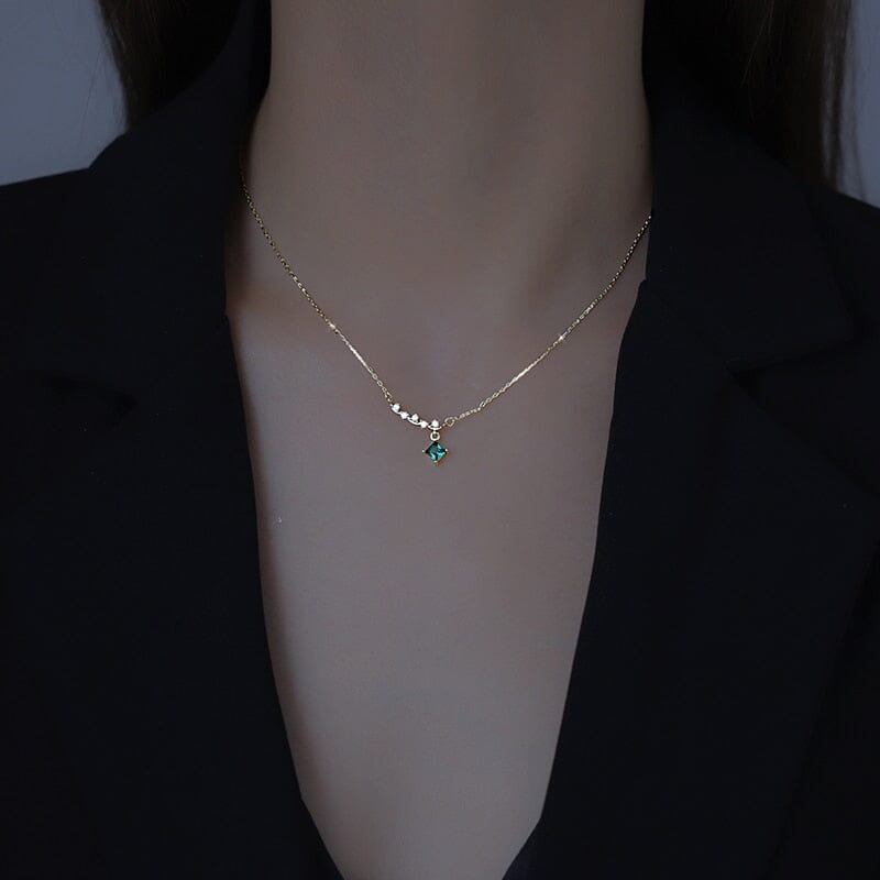 Shiny Star Emerald Pendant Necklace - 925 Sterling SilverNecklace