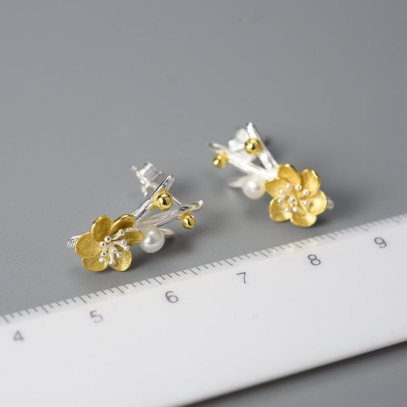 Winter Blossom Stud Earrings - 925 Sterling SilverEarrings