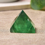 Natural Pyramid GemstonesRaw Stonegreen
