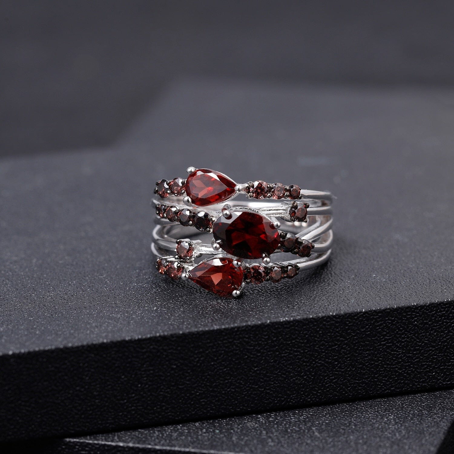 Three Stone Red Garnet Ring - 925 Sterling SilverRing