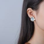 Vintage Baroque Style Topaz Citrine Gemstone Curled Leaf Stud Earrings - 925 Sterling SilverEarrings