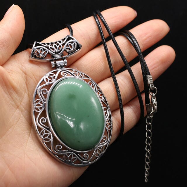 Natural Stone Oval Shape Pendant NecklaceHealing CrystalsGreen Aventurine
